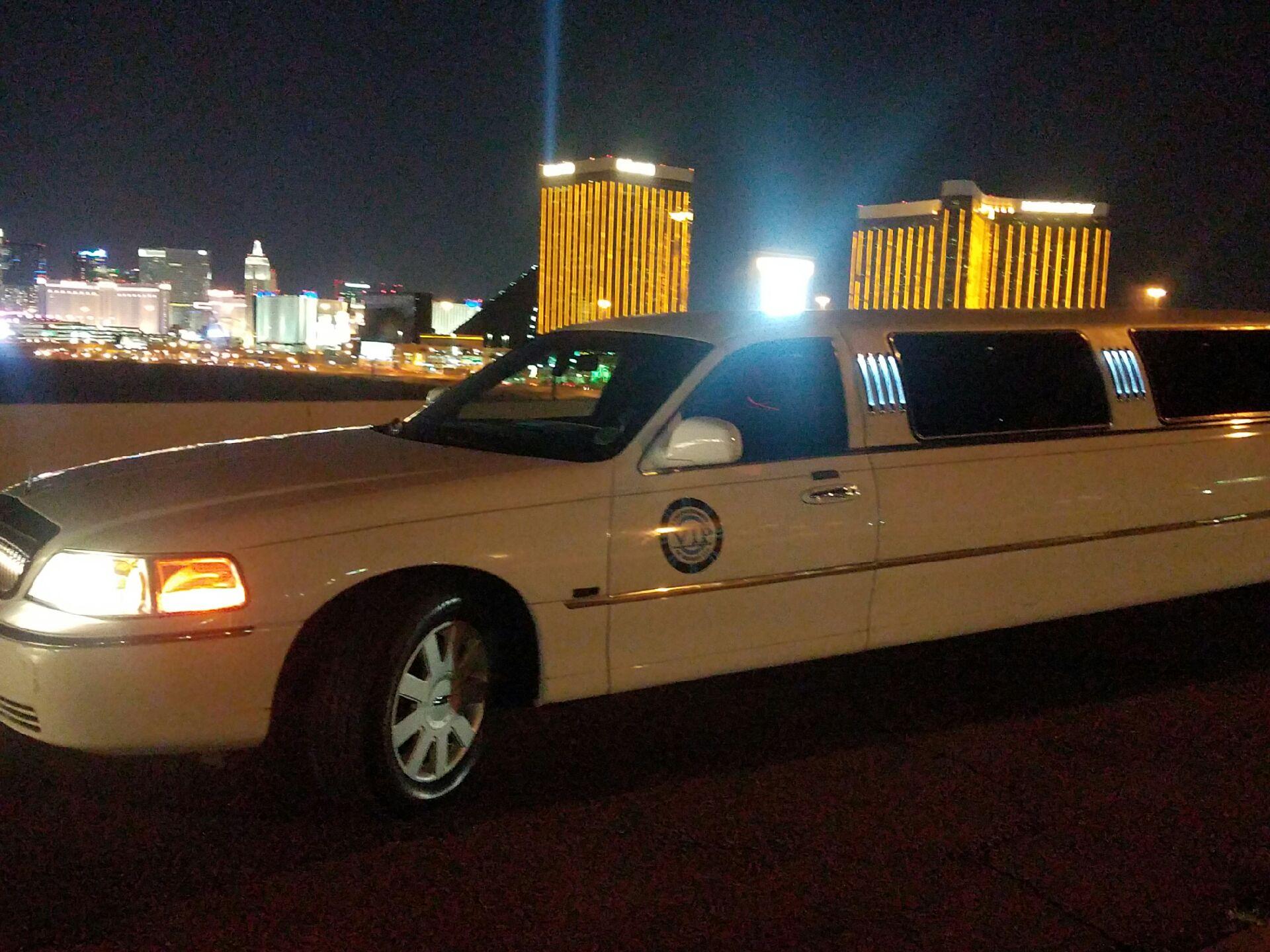 Vegas Limo Packages and Tours VIP Limousines